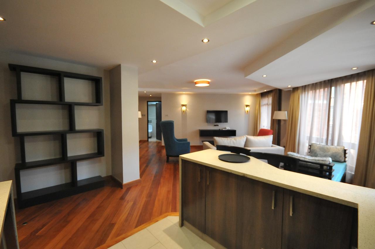 Longonot Place Serviced Apartment-Nairobi, City Centre Cbd Екстер'єр фото